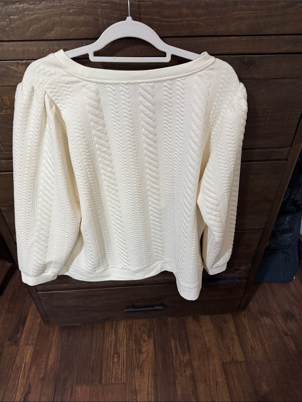 Adrianna Papell Textured Crewneck Sweatshirt in White Size 1X Like New